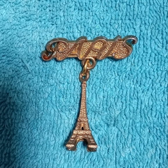 Goldtone Paris Eiffel Tower Brooch Vintage - Picture 1 of 3